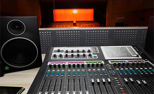 來(lái)看看常用舞臺(tái)音響設(shè)備有哪些？